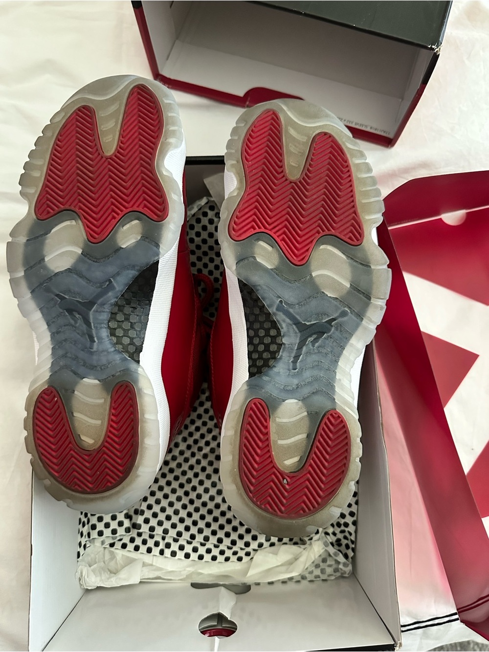 Air Jordan 11s Mid retro - Picture 6 of 8